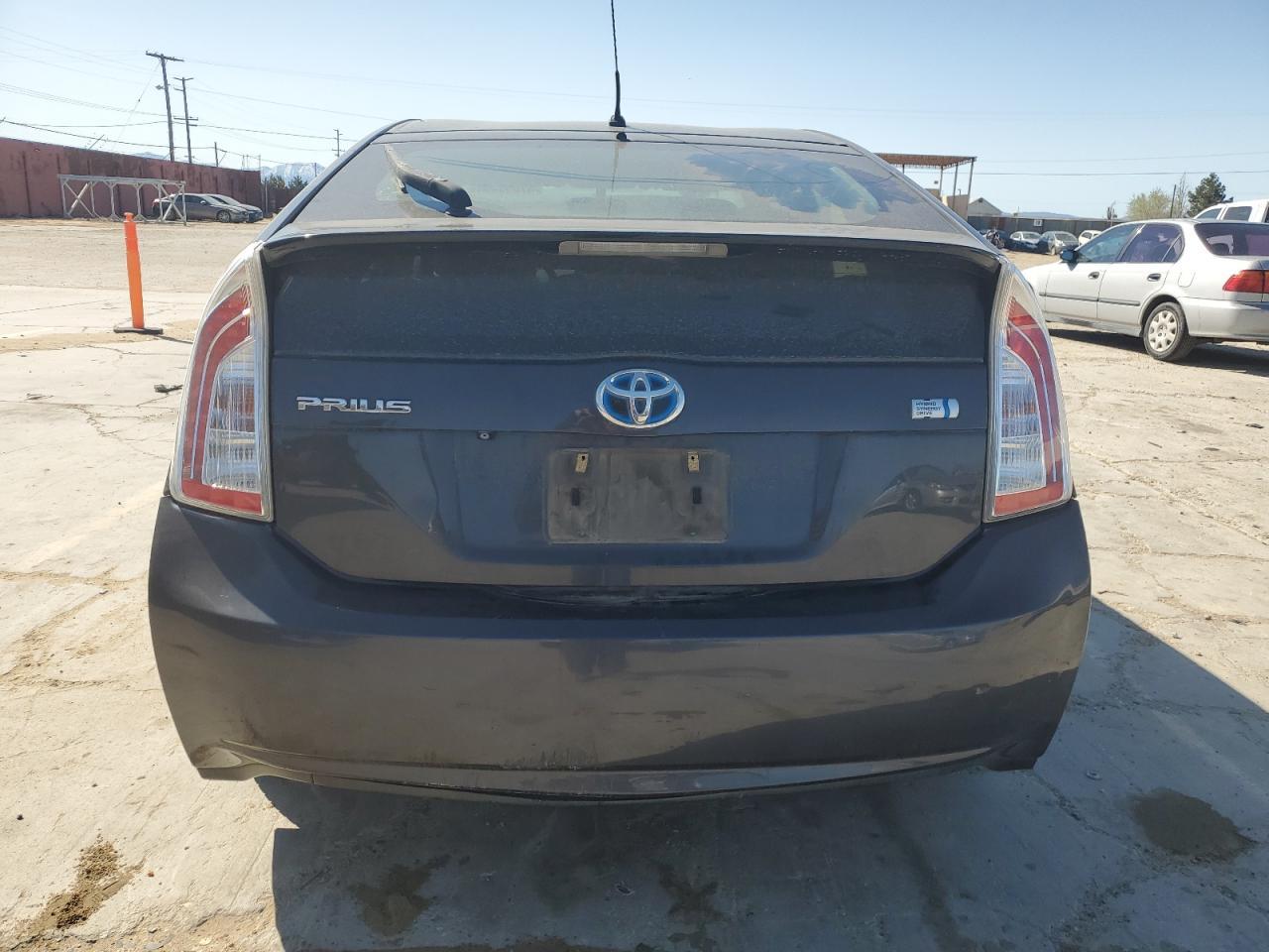 2015 TOYOTA PRIUS - Фото 6
