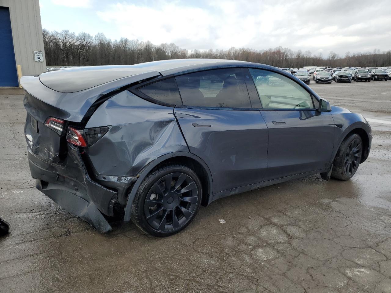 2022 TESLA MODEL Y - Image 3