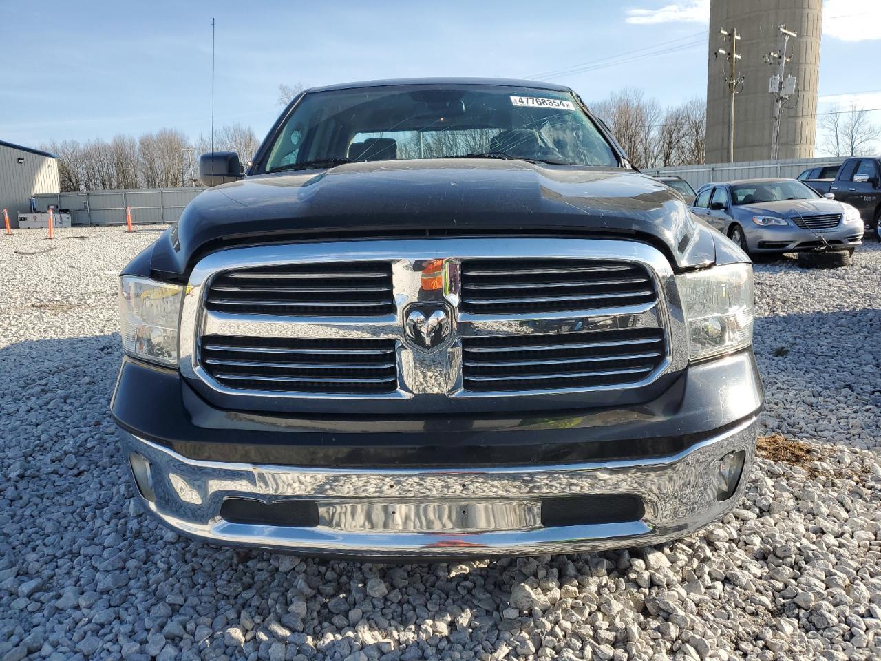 2014 RAM 1500 SLT - Image 5