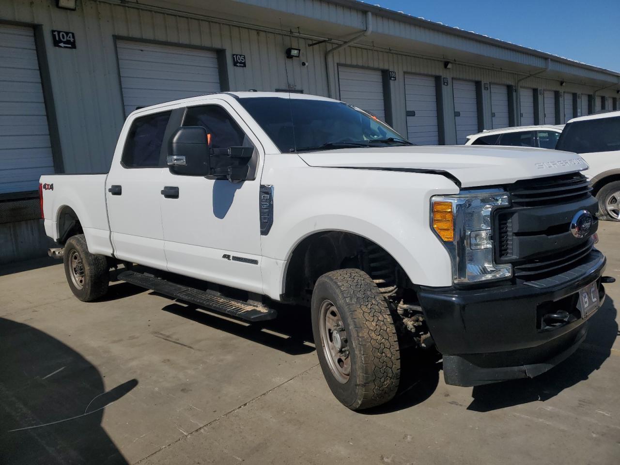 2017 FORD F250 SUPER - Image 4