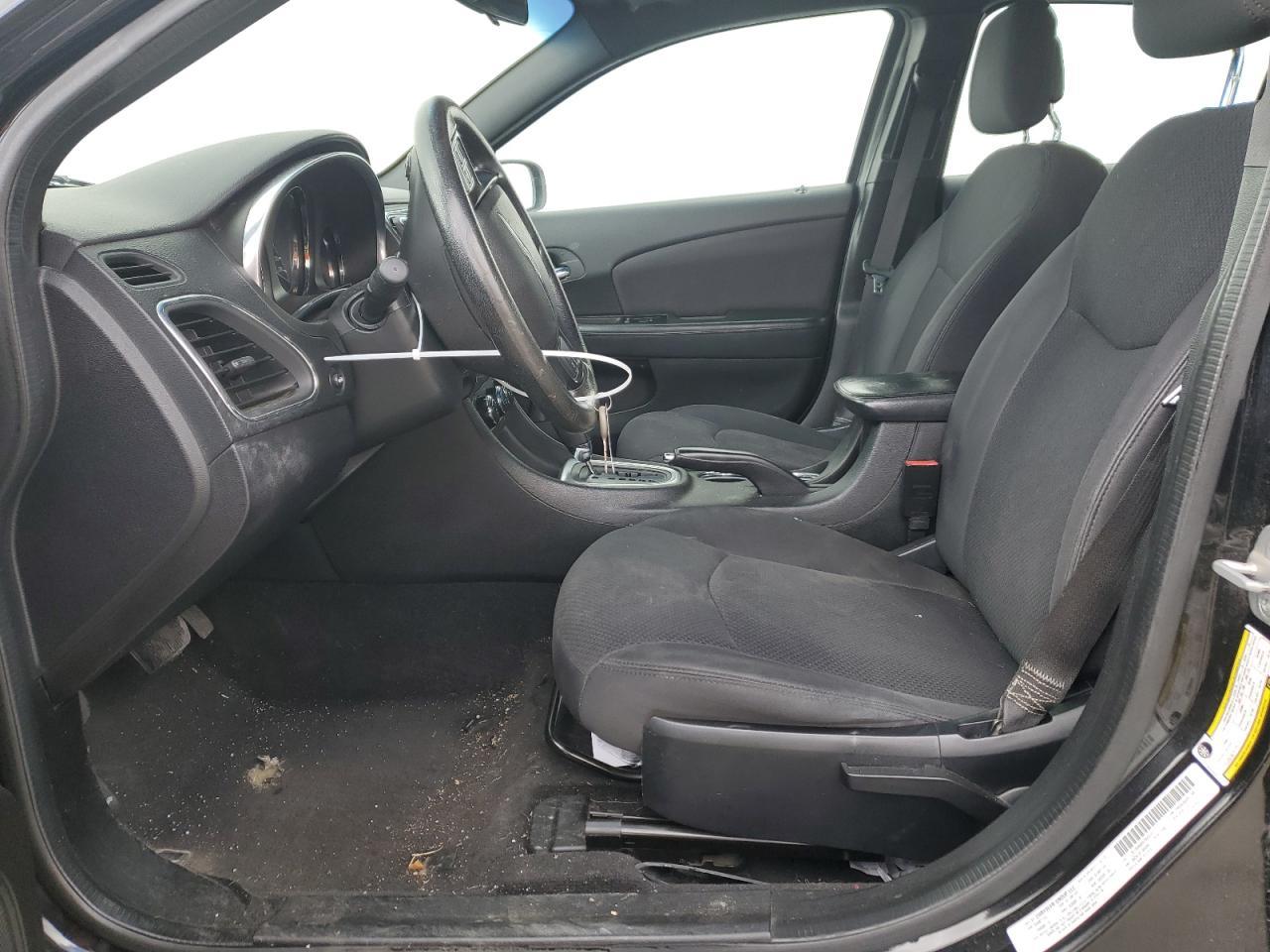 2013 CHRYSLER 200 LX - Фото 7