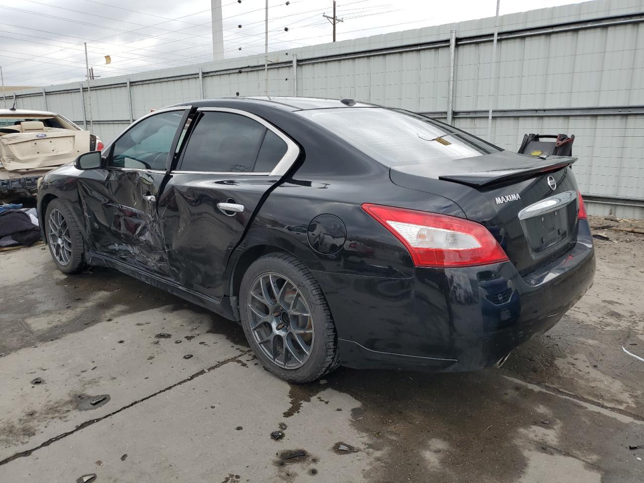 2011 NISSAN MAXIMA S - Image 2