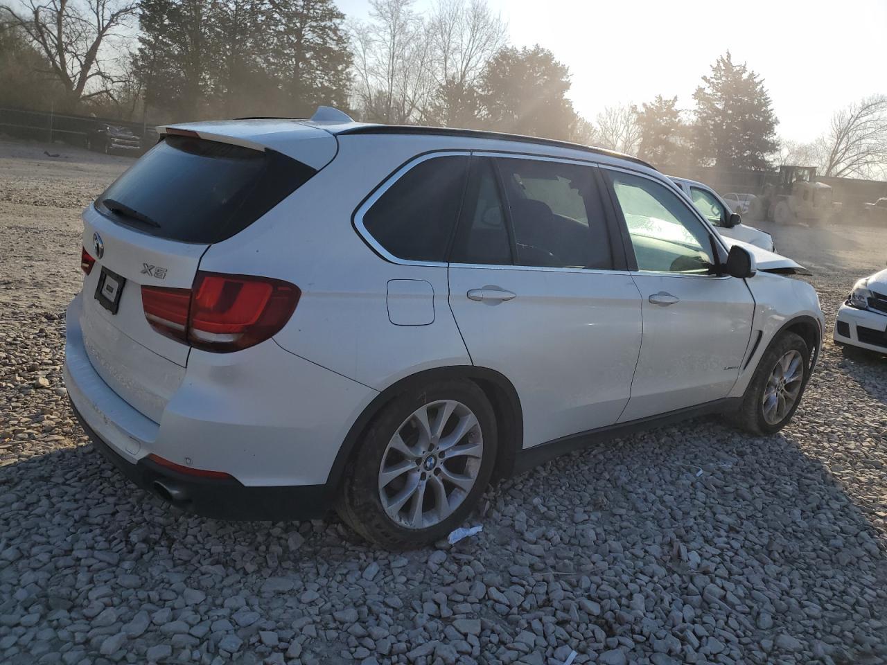 2016 BMW X5 XDRIVE3 - Фото 3