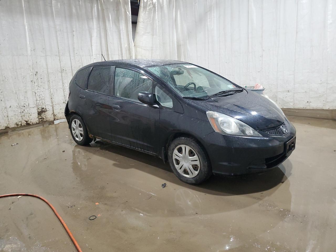 2011 HONDA FIT - Фото 4