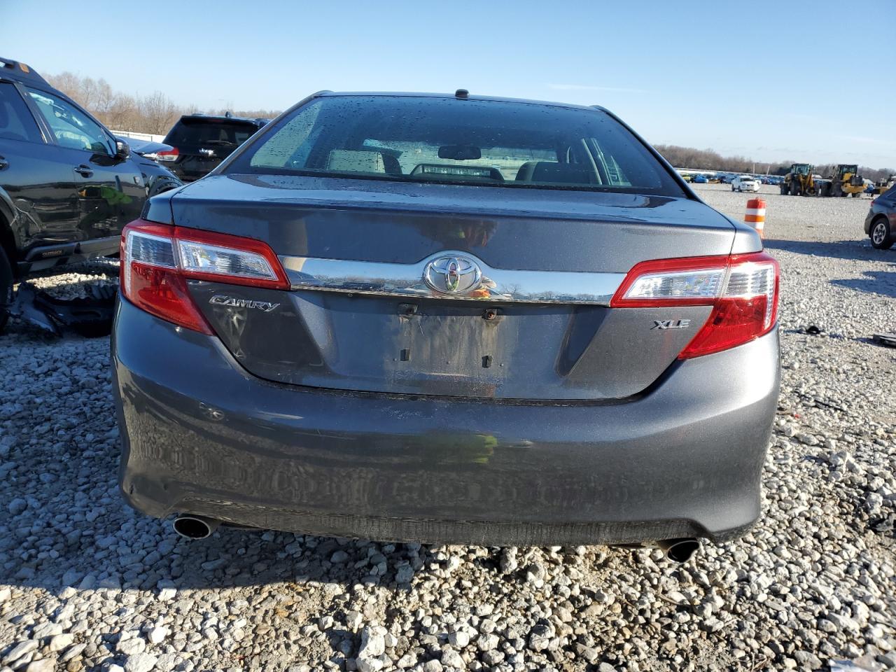 2012 TOYOTA CAMRY SE - Фото 6