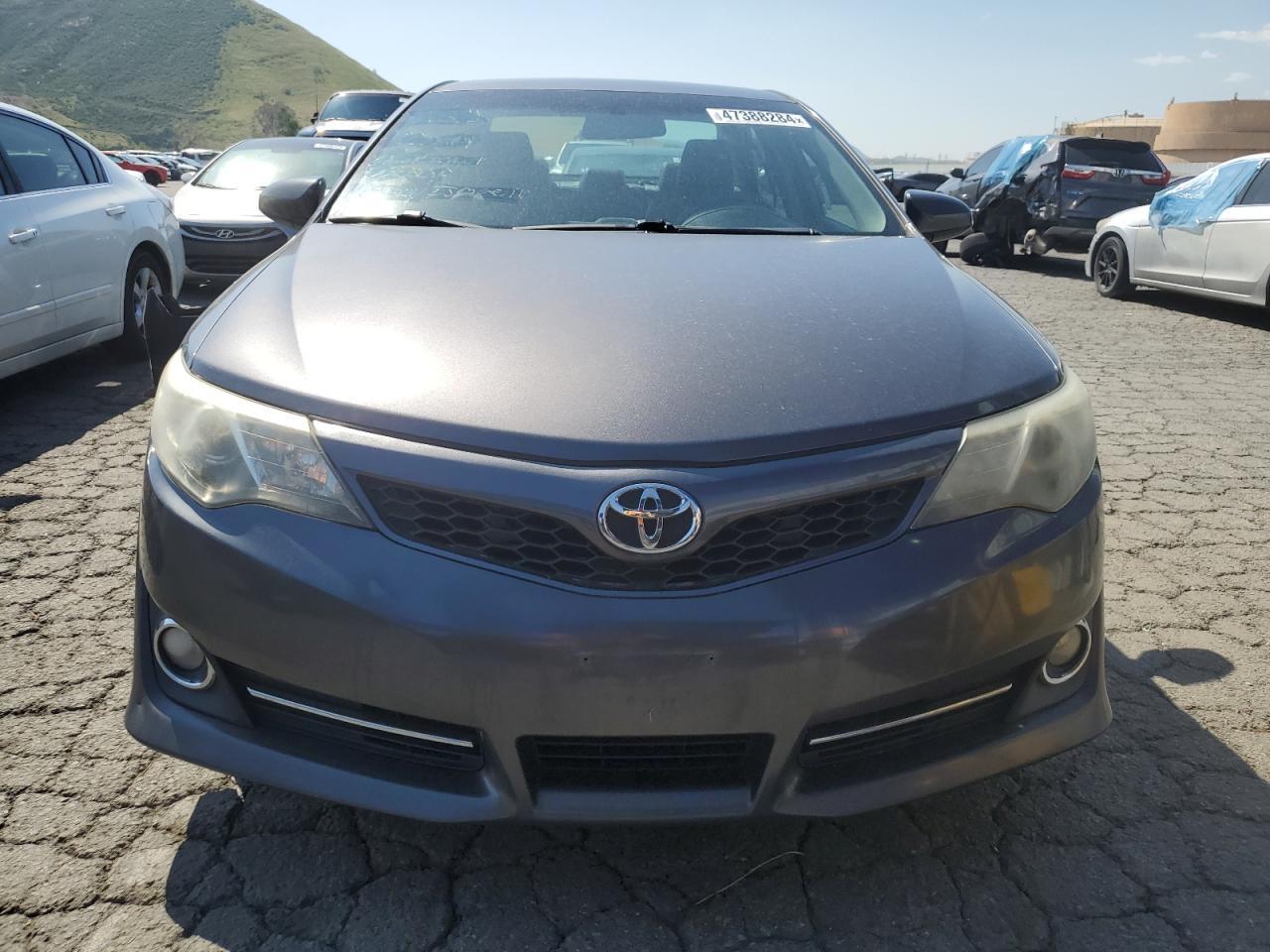 2014 TOYOTA CAMRY L - Фото 5