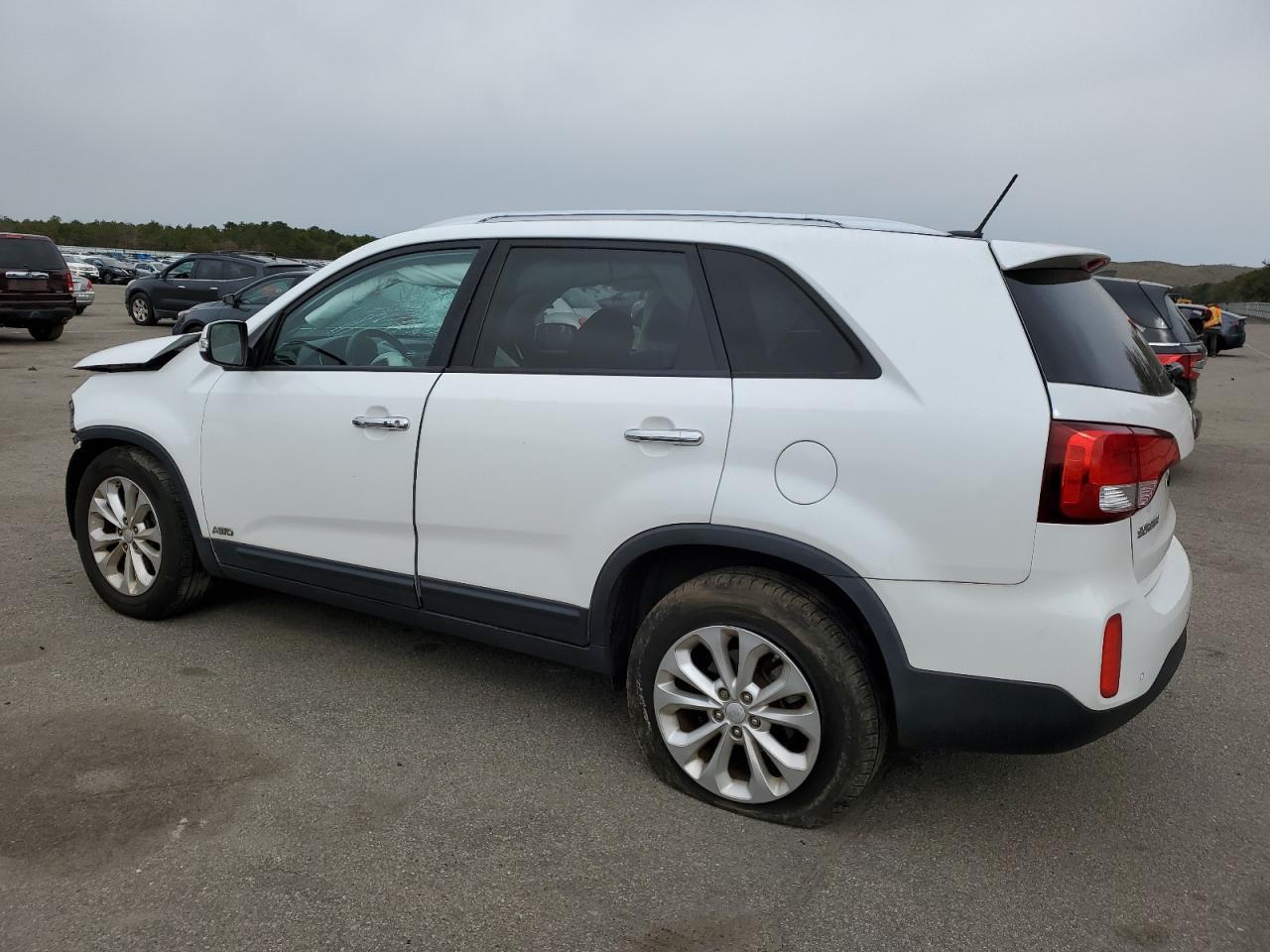 2015 KIA SORENTO EX - Image 2