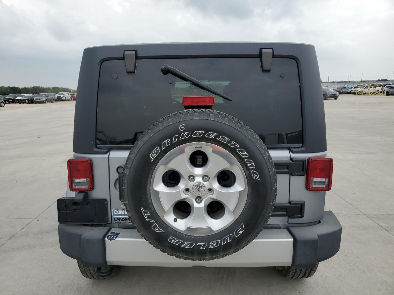 2014 JEEP WRANGLER U - Фото 6