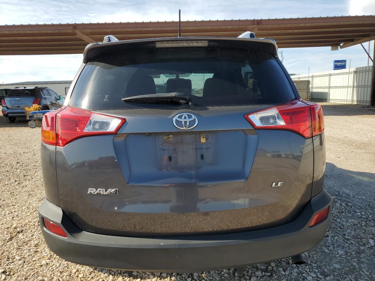 2015 TOYOTA RAV4 LE - Image 6