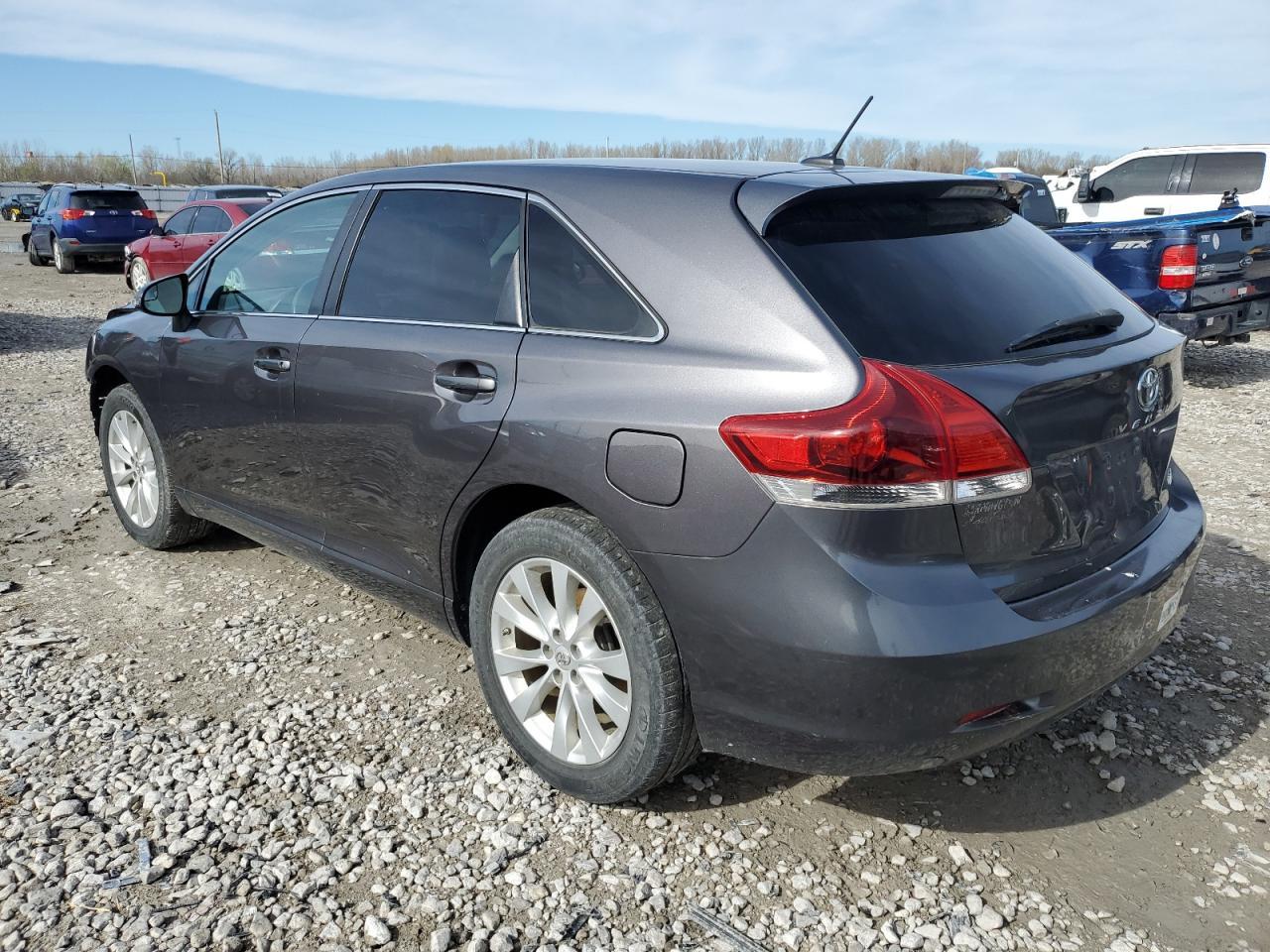 2014 TOYOTA VENZA LE - Фото 2