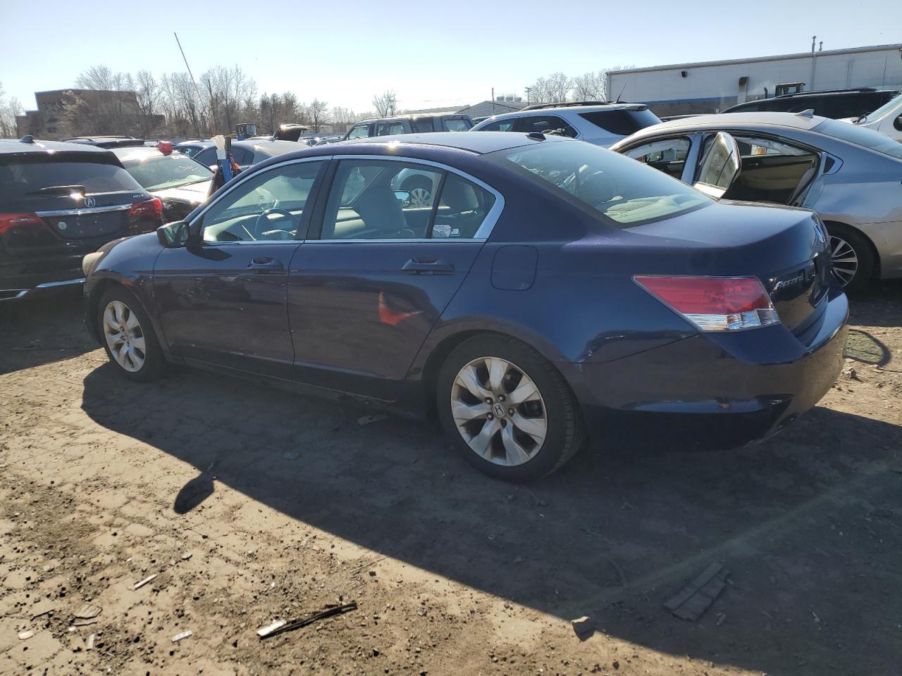 2010 HONDA ACCORD EXL - Image 2