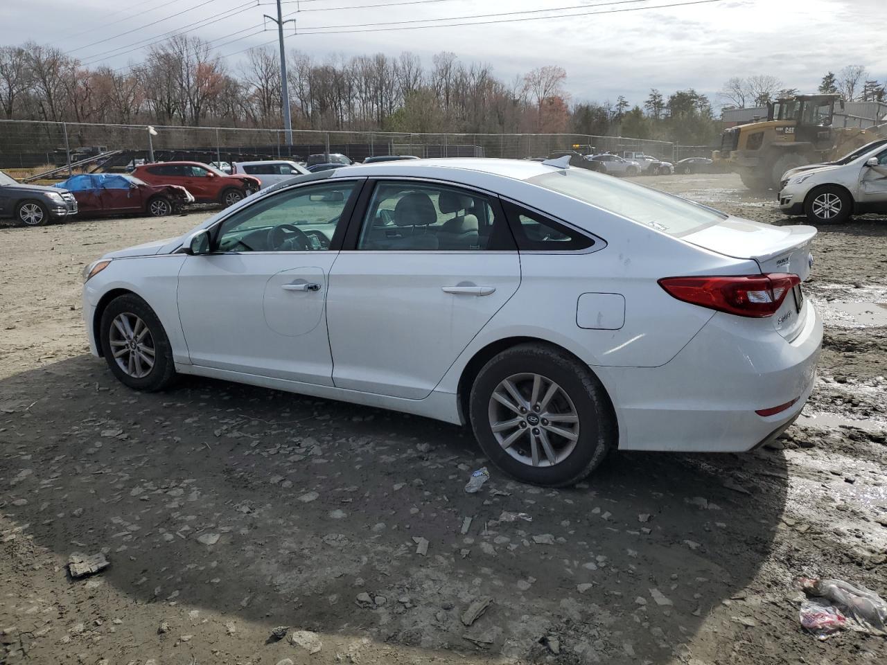 2017 HYUNDAI SONATA SE - Фото 2