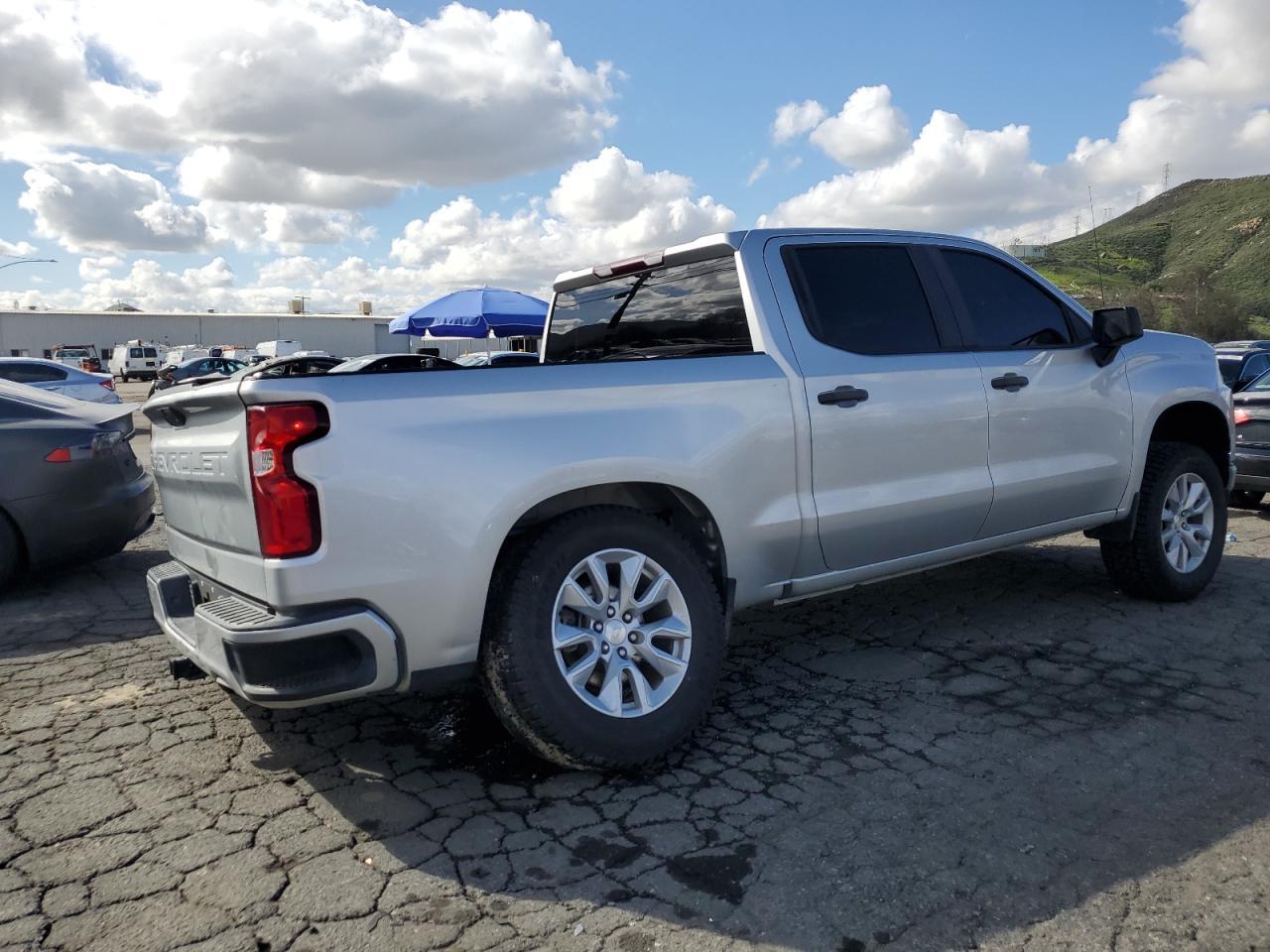 2019 CHEVROLET SILVERADO - Image 3