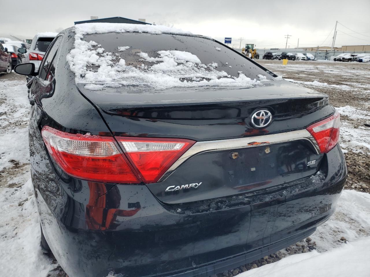 2015 TOYOTA CAMRY LE - Фото 6