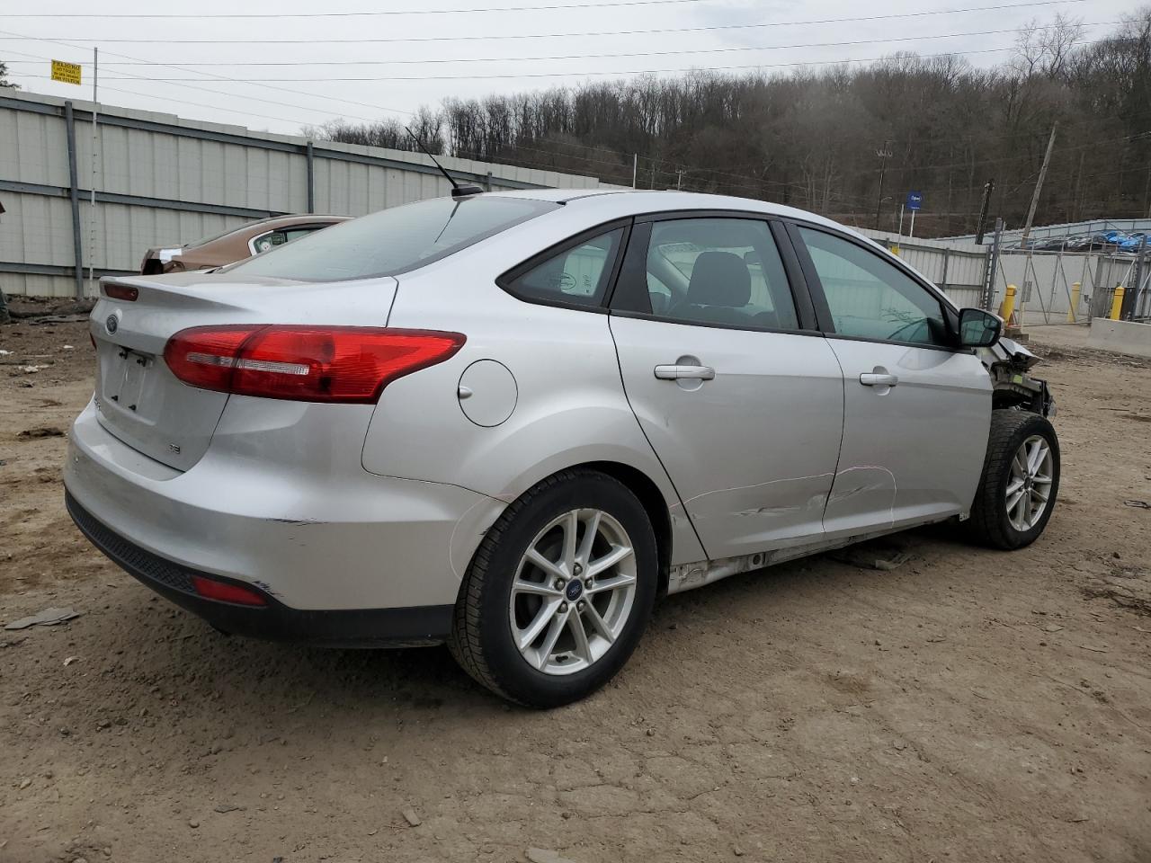 2016 FORD FOCUS SE - Image 3