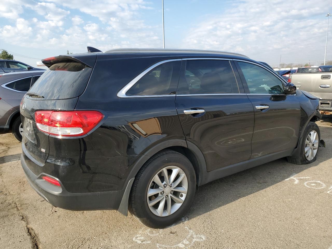 2016 KIA SORENTO LX - Image 3