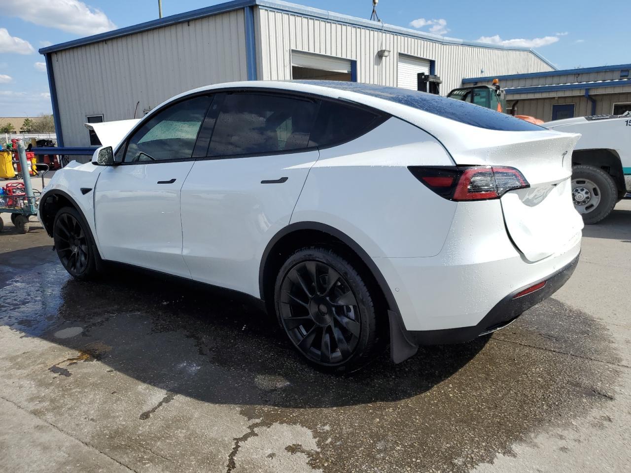 2022 TESLA MODEL Y - Image 2