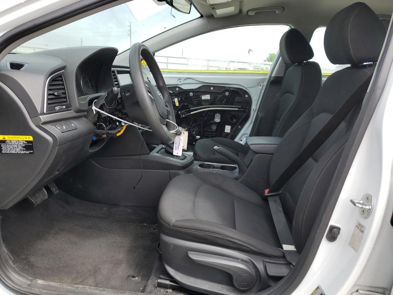 2018 HYUNDAI ELANTRA SE - Фото 7