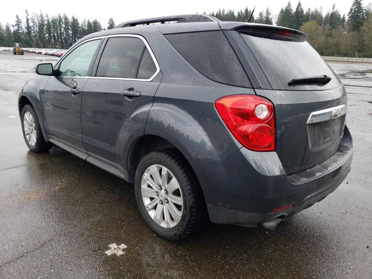 2011 CHEVROLET EQUINOX LT - Image 2