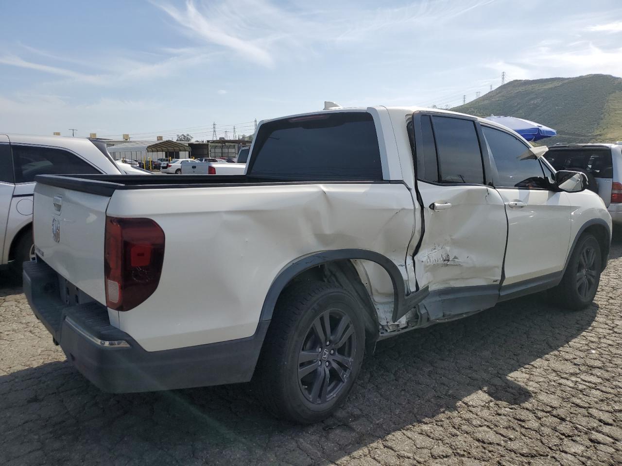 2018 HONDA RIDGELINE - Image 3