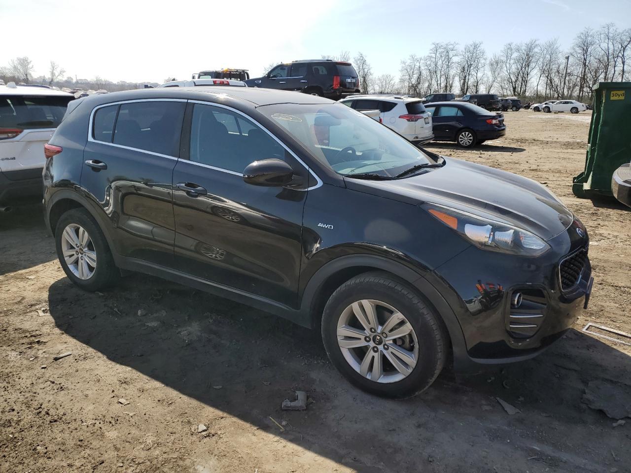 2017 KIA SPORTAGE L - Image 4