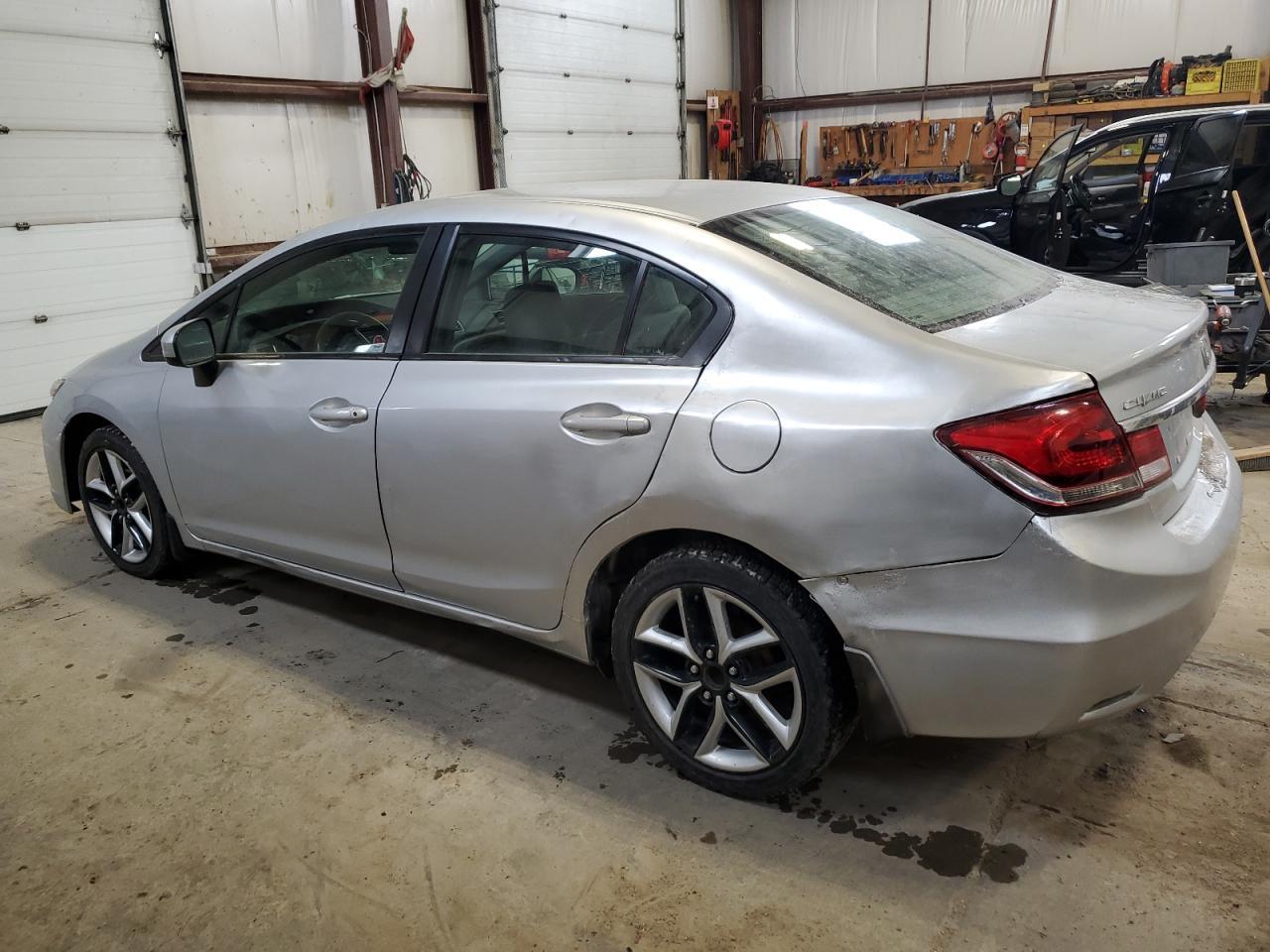 2015 HONDA CIVIC LX - Фото 2