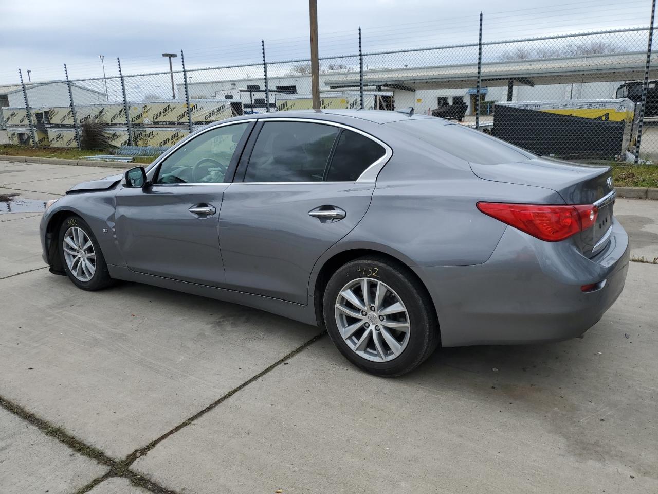 2015 INFINITI Q50 BASE - Фото 2