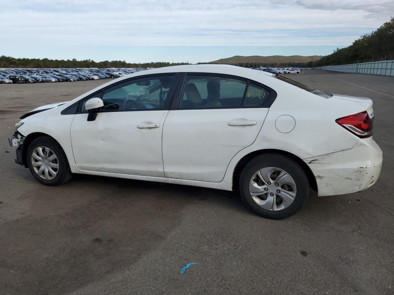 2015 HONDA CIVIC LX - Фото 2