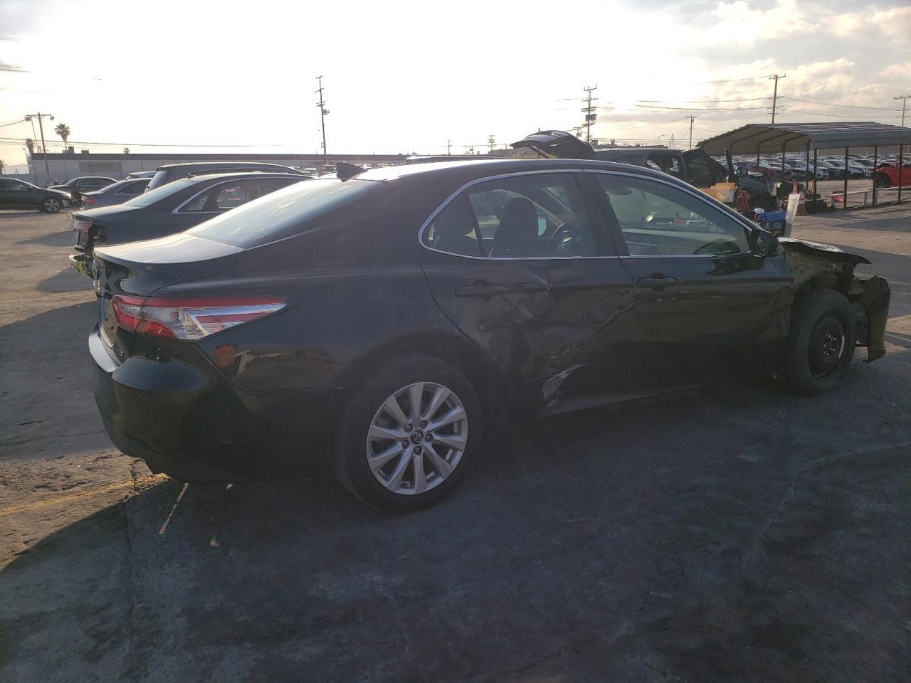 2019 TOYOTA CAMRY L - Image 3