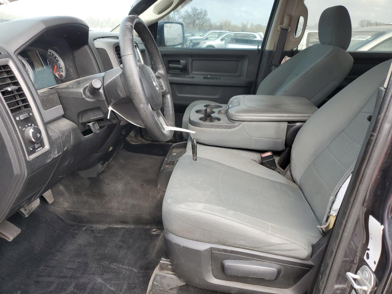 2017 RAM 1500 ST - Image 7