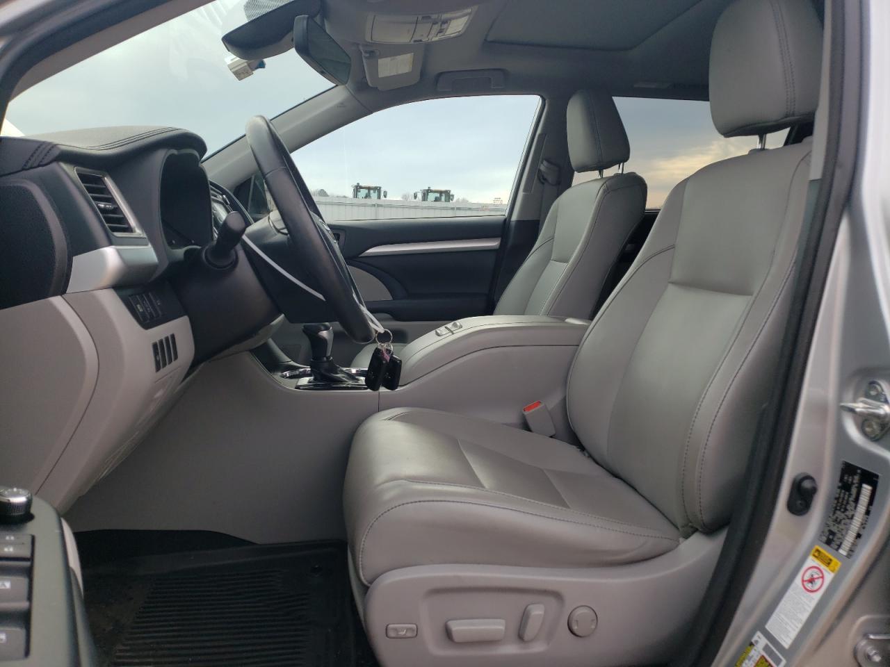 2018 TOYOTA HIGHLANDER - Image 7