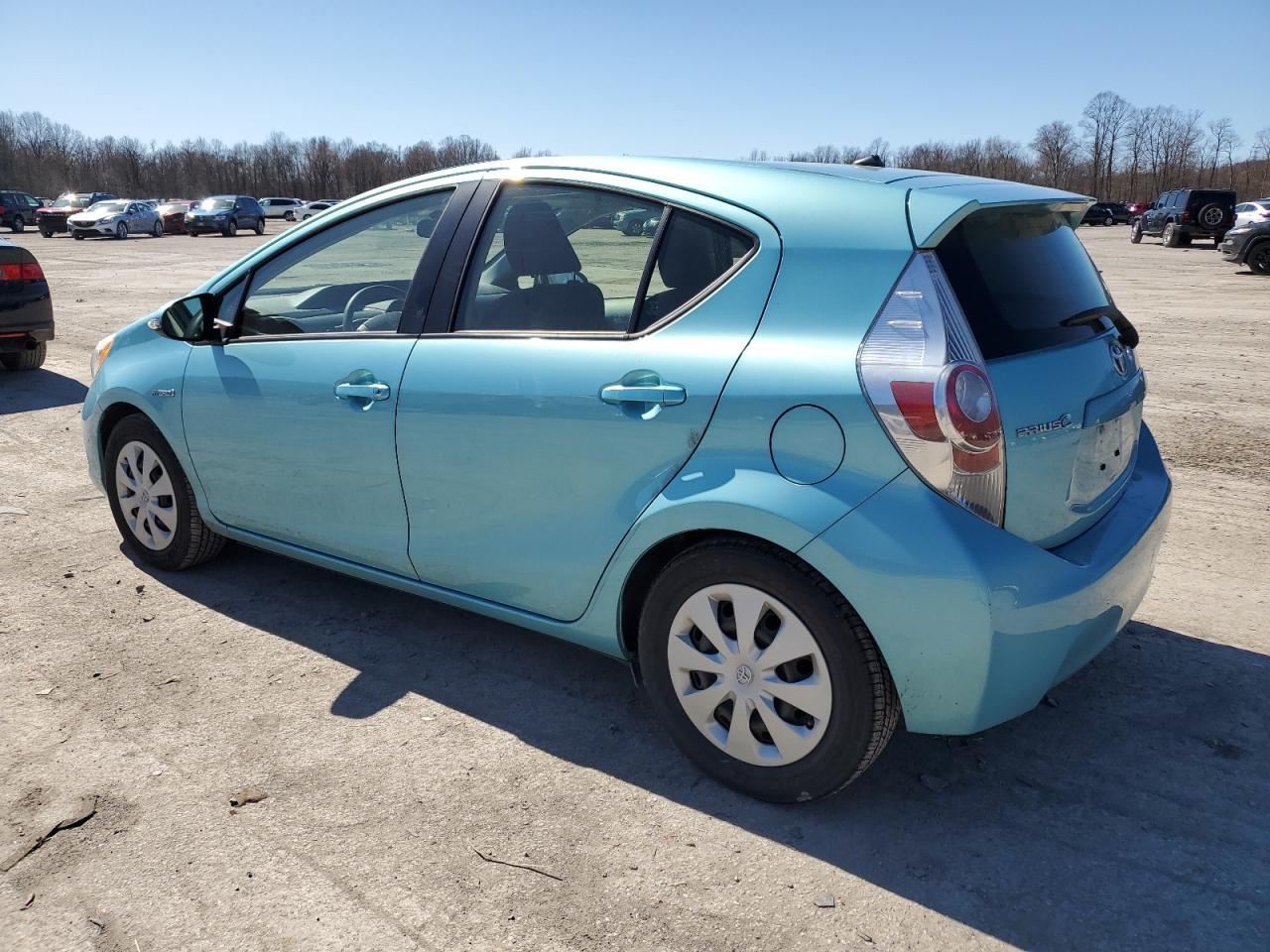 2013 TOYOTA PRIUS C - Фото 2