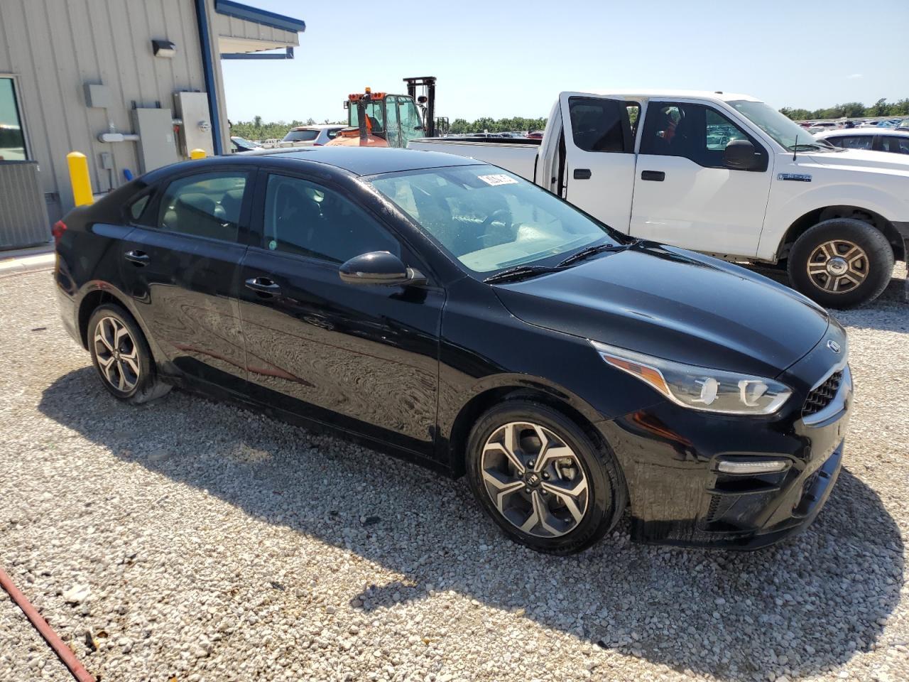 2021 KIA FORTE FE - Image 4