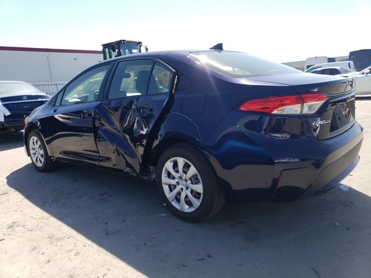 2020 TOYOTA COROLLA LE - Фото 2