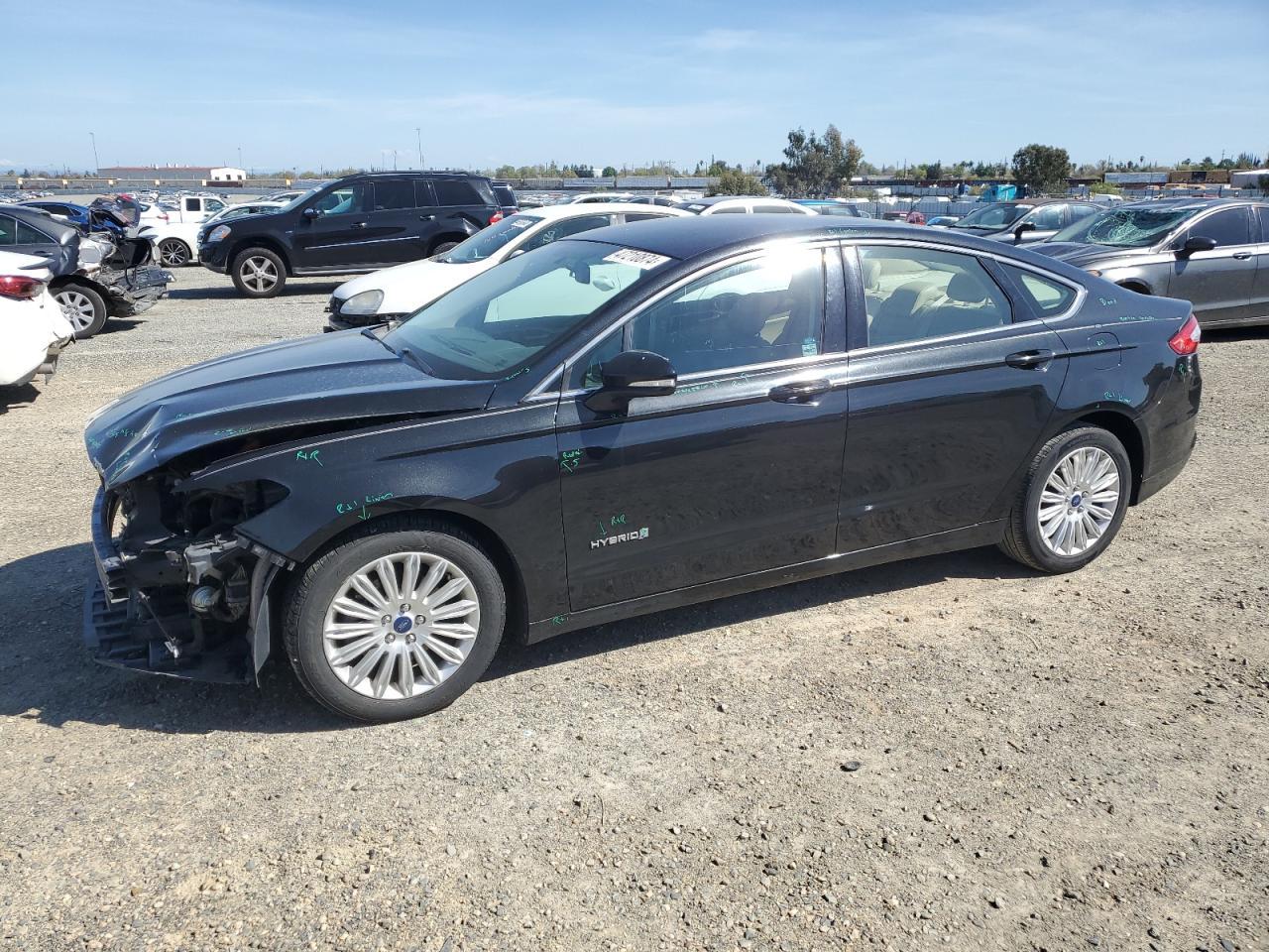 2014 FORD FUSION SE