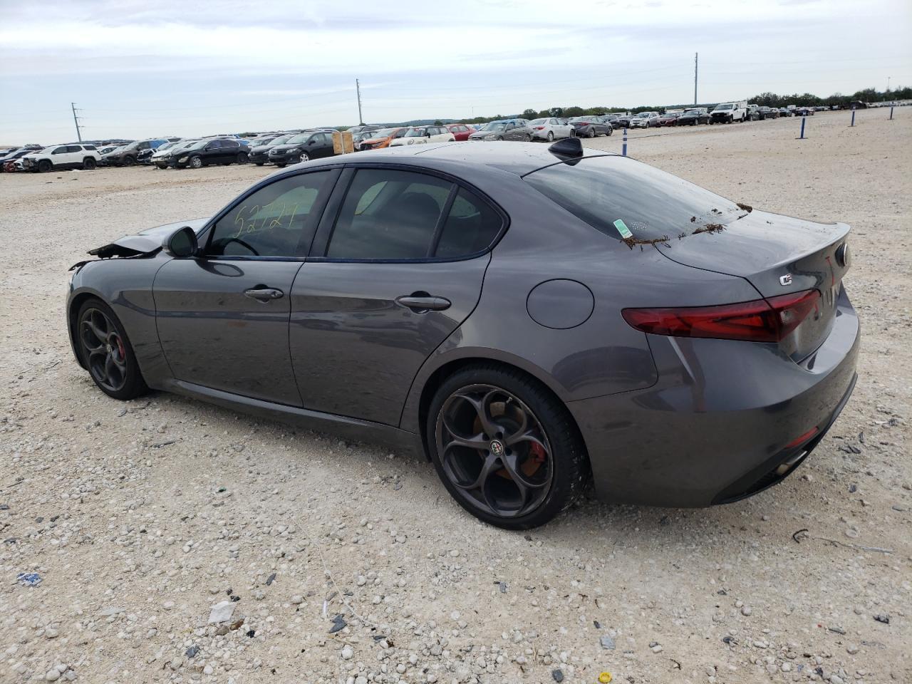 2017 ALFA ROMEO GIULIA TI - Фото 2