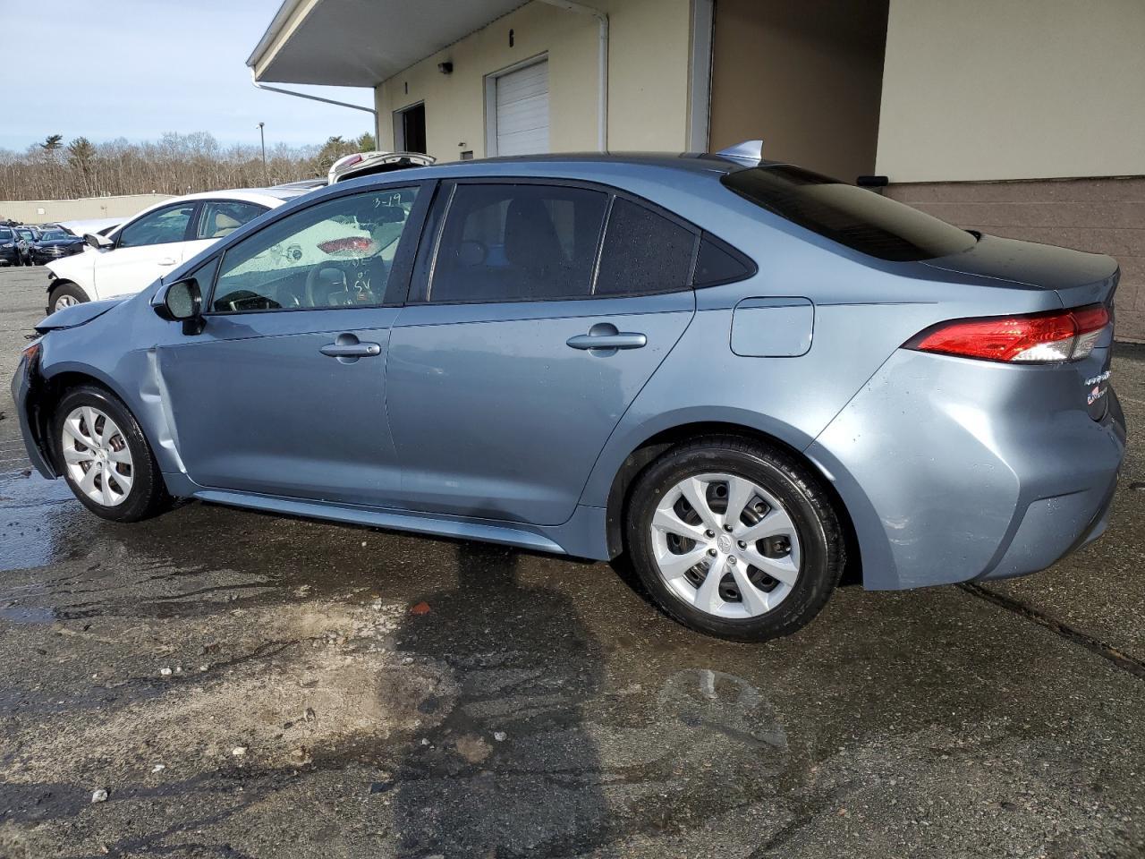 2020 TOYOTA COROLLA LE - Фото 2