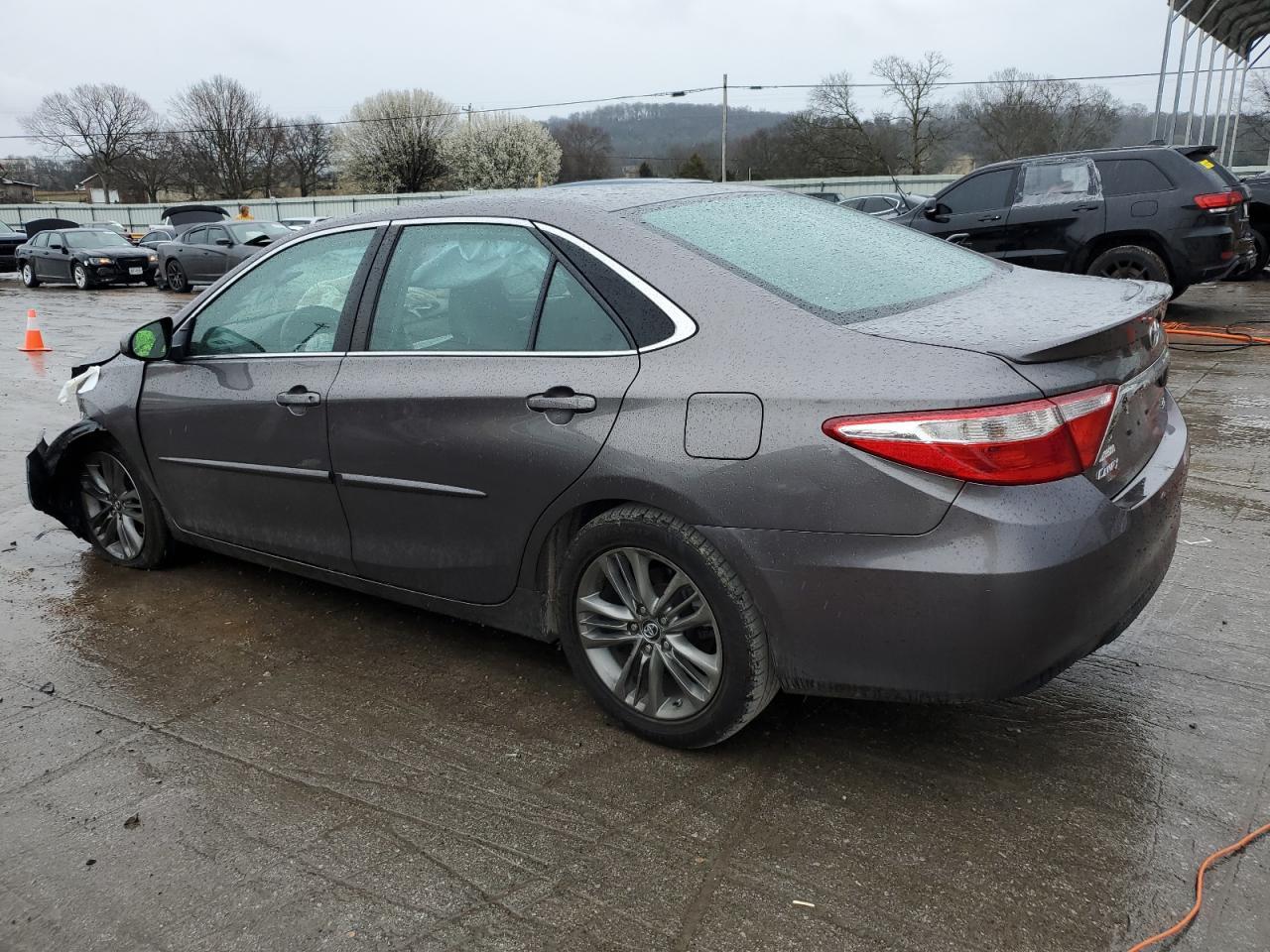 2017 TOYOTA CAMRY LE - Фото 2
