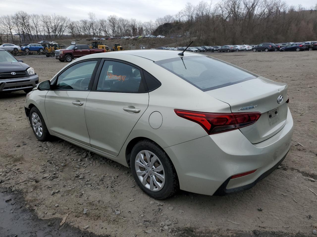 2019 HYUNDAI ACCENT SE - Image 2