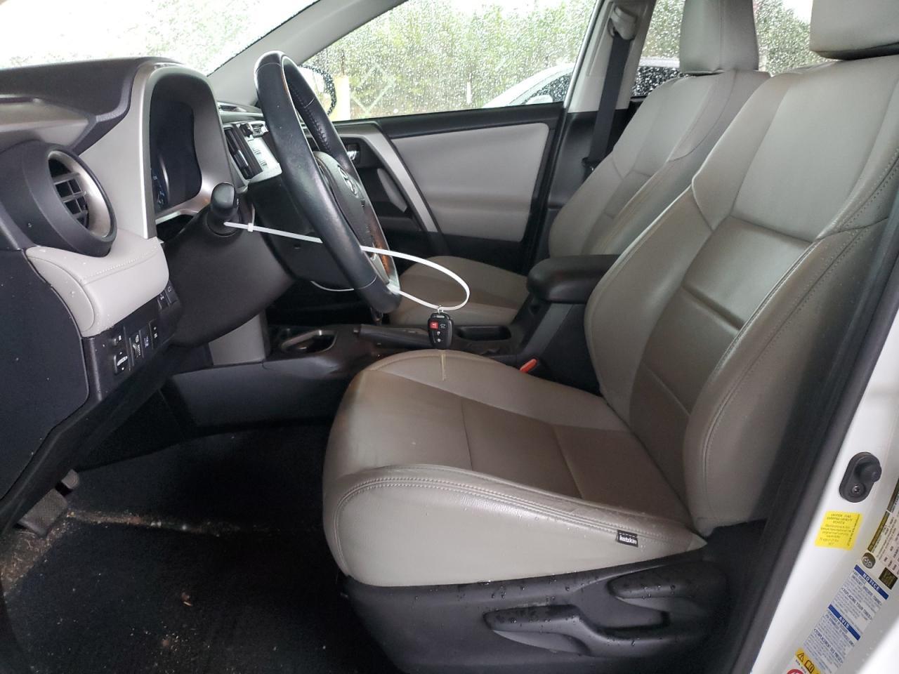 2017 TOYOTA RAV4 XLE - Фото 7