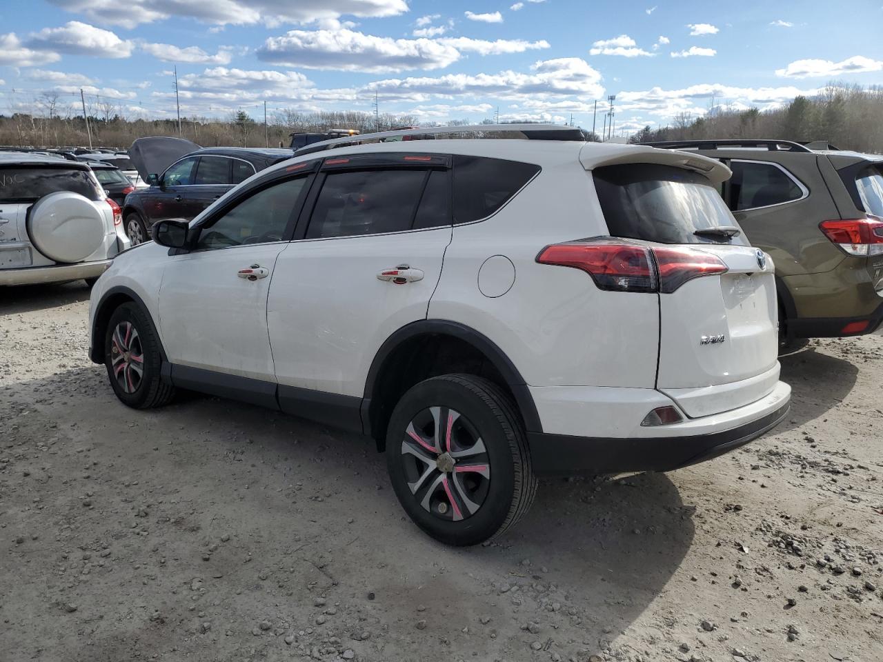 2018 TOYOTA RAV4 LE - Image 2
