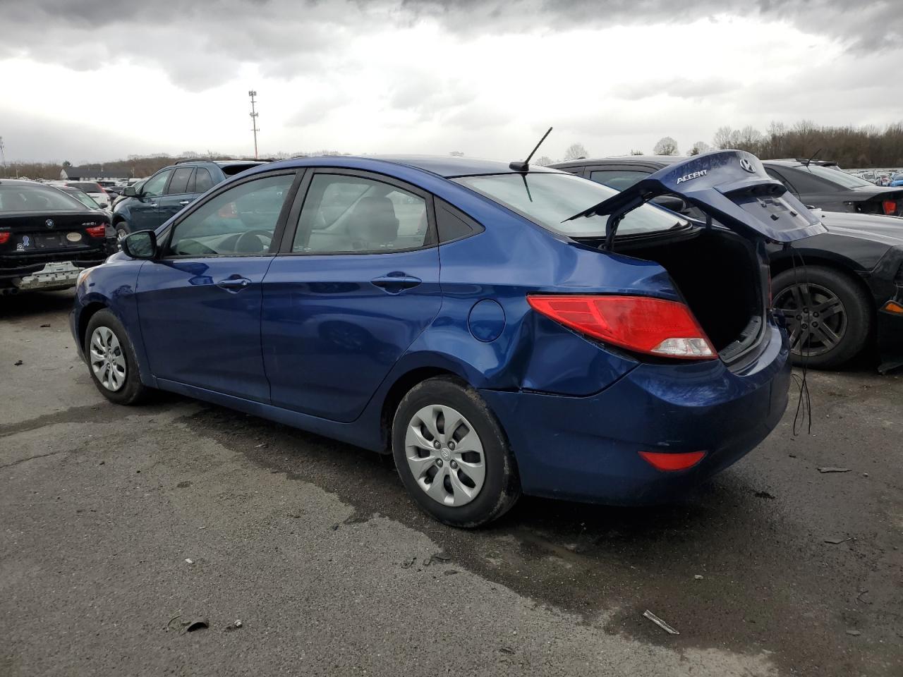 2017 HYUNDAI ACCENT SE - Image 2