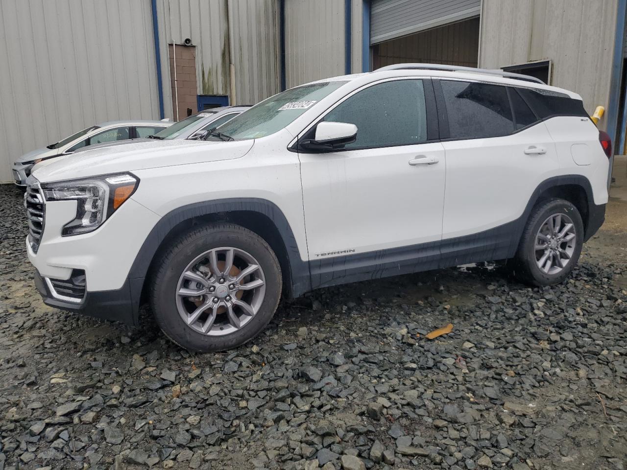 2023 GMC TERRAIN SL