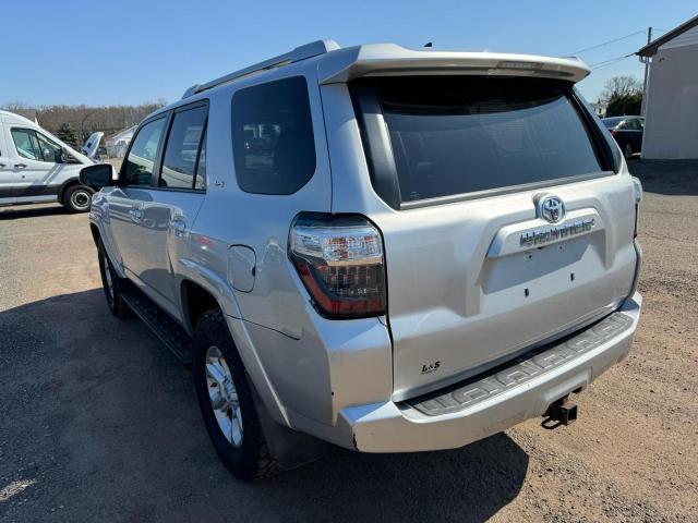 2015 Toyota 4Runner Sr5 - Image 2