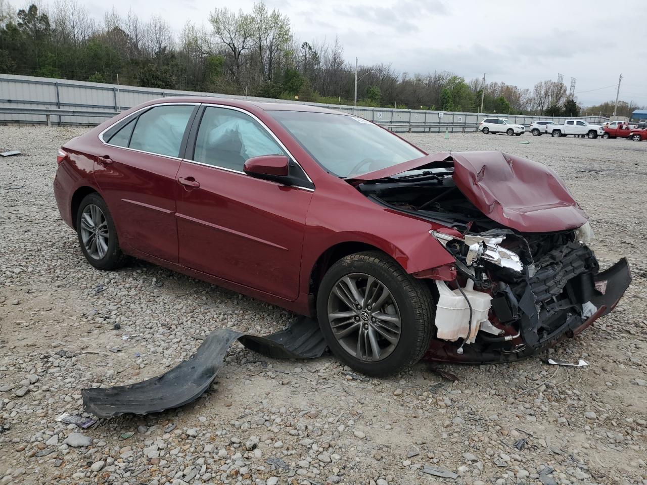 2015 TOYOTA CAMRY LE - Image 4
