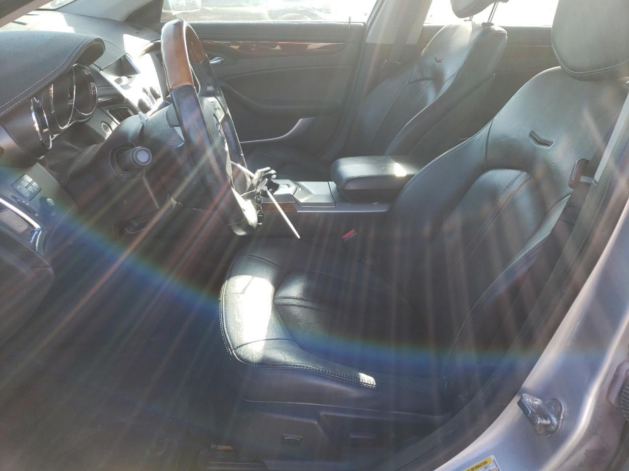 2011 CADILLAC CTS LUXURY - Image 7