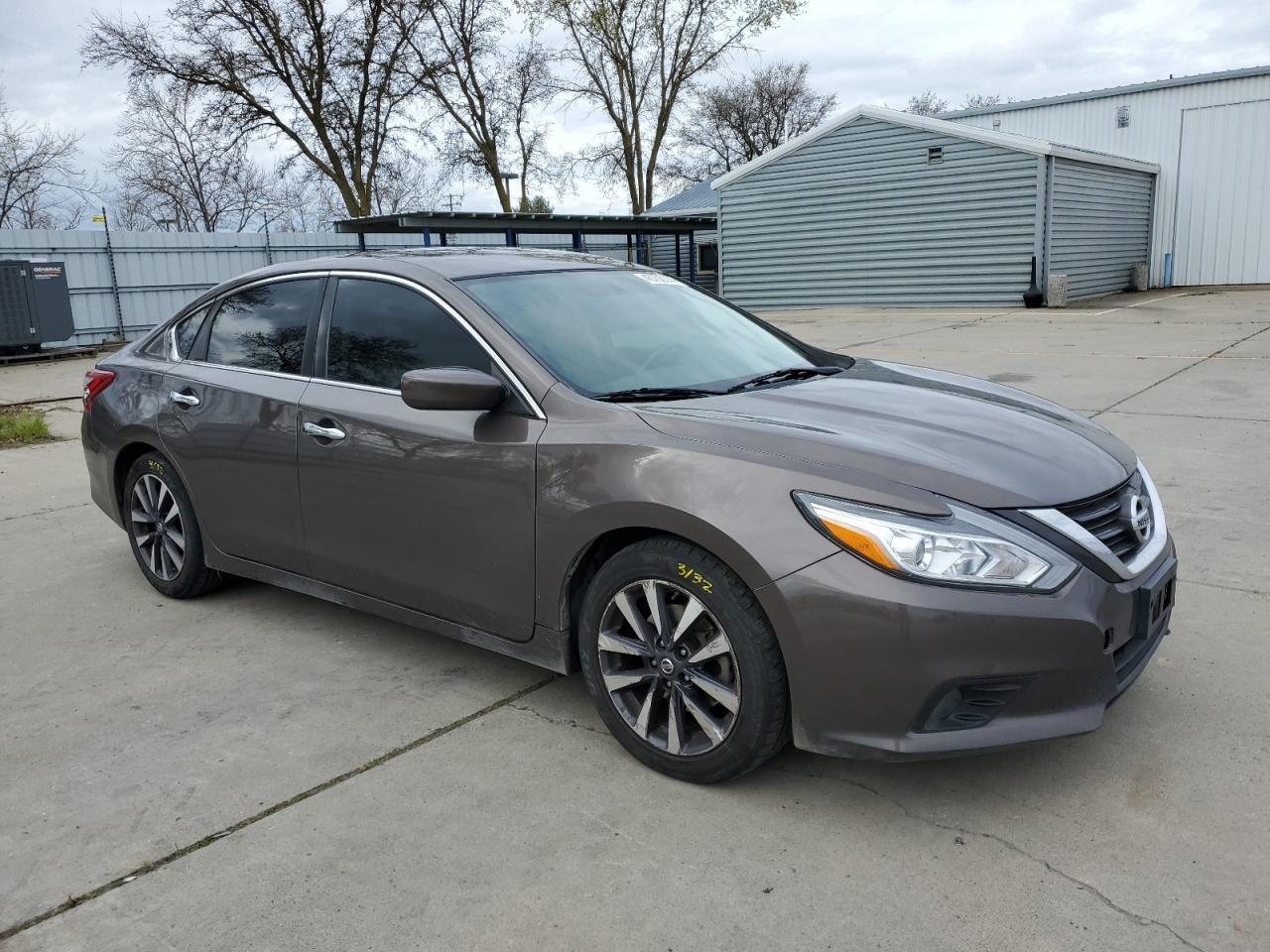 2017 NISSAN ALTIMA 2.5 - Image 4