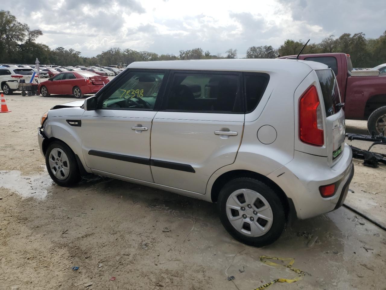 2013 KIA SOUL - Image 2