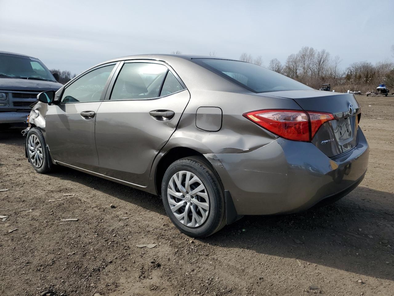 2019 TOYOTA COROLLA L - Фото 2