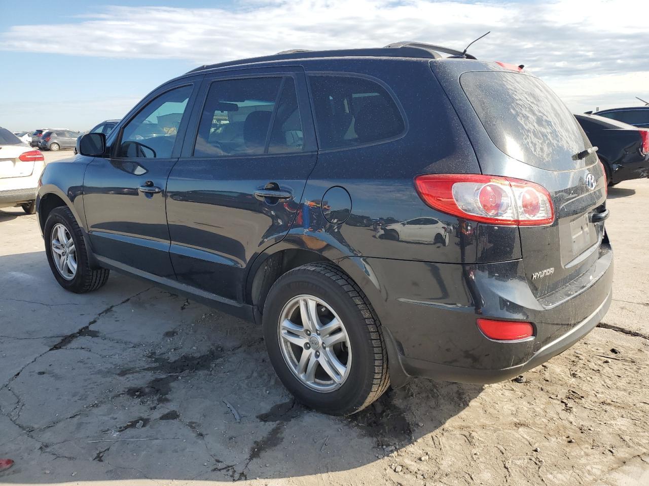 2011 HYUNDAI SANTA FE G - Image 2